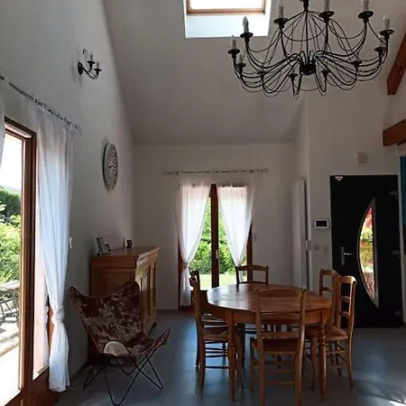 Maison Chaleureuse Calme Avec Vue Sur La Montagne. * Chambéry