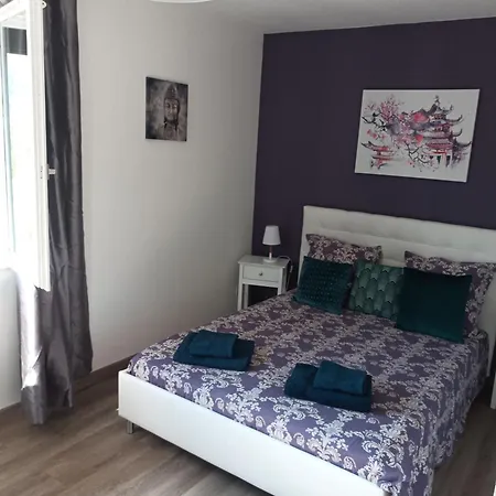 Prázdninový dům Maison Chaleureuse Calme Avec Vue Sur La Montagne. Chambéry